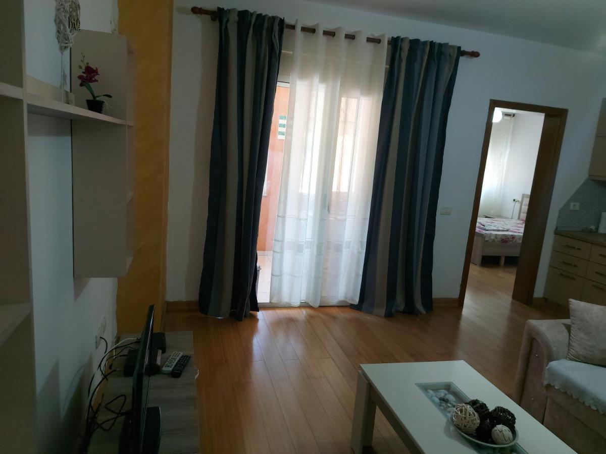 Nm - Apartment 2 Дуррес Екстер'єр фото